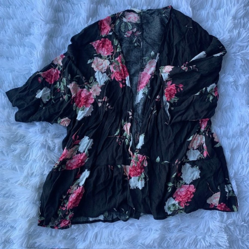 PinkBlush Maternity Floral Kimono